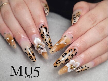 エムユーファイブネイル(MU5-nail)の写真