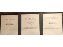 ティーラ(TiLLA)/ディプロマ取得済