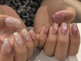 キラキラちぐはぐネイル