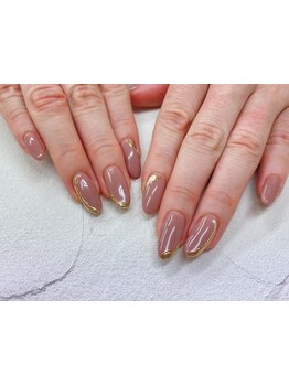 ネイル・アイメニューの同時施術が可能