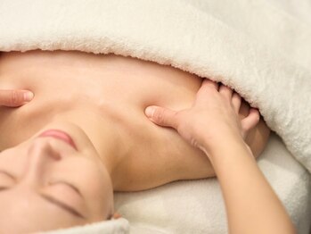 ポーラ SALON+AOYAMA店(POLA)の写真/【“疲れていることすら忘れている”あなたへ】こころほどけるような、静かで贅沢なサロン体験を。