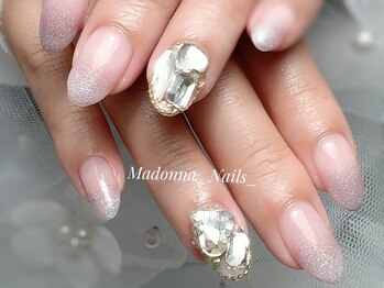 マドンナ ネイル(Madonna Nails)/