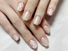 ムー(moo)/ガーリーチェックネイル