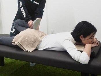 ソイルストレッチ(SOIL-STRETCH)の写真/《ご新規様 ¥3300～》お仕事や家事による腰痛を諦めてしまってはいませんか？姿勢改善もお任せください◎