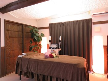 ダリア(DAHLIA)の写真/【完全個室】久留米の脱毛は"DAHLIA"にお任せ!毛穴レス全身美肌脱毛(顔VIO込)1回5900円/VIO脱毛1回2900円☆