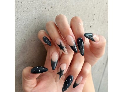 アミュレット(AMULET)の写真