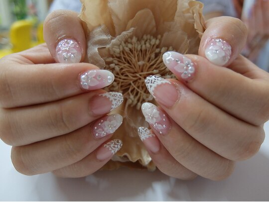 2025年冬】レース ブライダルのネイルデザイン集｜人気順  