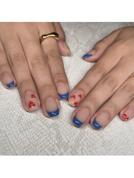 リベルタス(LIBERTAS)/#heart blue French nail
