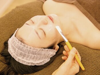 リラ 高岳店(Lira)/乳酸ピーリング