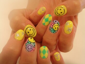 ネイルサロンシャネイル/ニコちゃん