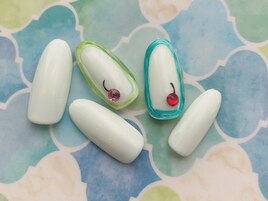 囲みメロンソーダネイル
