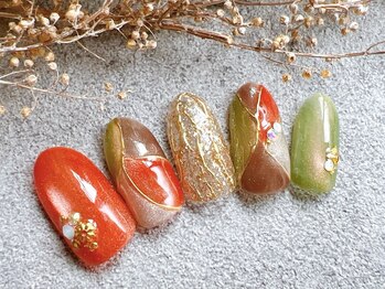 アミネイルズ(AmiNails)の写真/流行を取り入れた毎月変わる定額デザイン多数ご用意◎上品シンプル～最旬トレンドまでお好みに合わせて♪