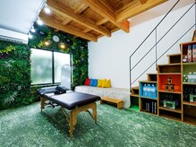 小顔×姿勢改善 KISHI BEAUTY SALONの雰囲気（明るく綺麗なサロンです）