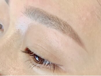 ビューステージ アイブロウサロン 新宿東口/ 好印象な眉に仕上げます♪