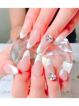 オンネイル(on nail)の写真/＜ツヤ、接着性、持ちのよさを兼ね備えた国産ジェル使用♪＞リーズナブル価格×ハイレベル技術でコスパも◎