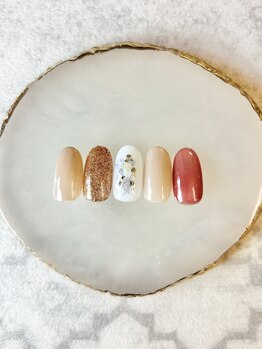 RICHELLE Design Collection