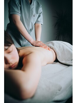 トトノイ 高知(TOTONOi)/リンパマッサージ