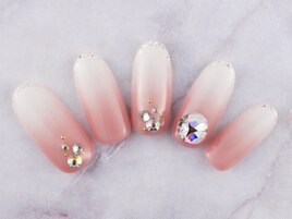 華やかベイビーブーマーネイル