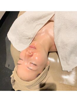 インチャント(enchant)/憧れられるツヤ感