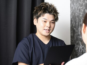 ビーワンセルフ(美.oneself)の写真/【初回¥3980】食いしばり/エラ/肩こり/猫背…メンズの悩みはメンズにお任せ!仕事終わりも◎メンズク-ポン有