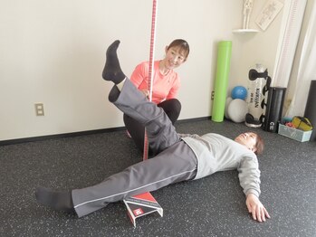 エスライフ(S LIFE)の写真/慢性的な腰痛をトレーニングで根本改善！女性トレーナーが素敵な日常を送れるよう全力でサポート♪