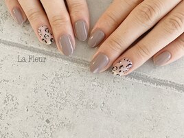 ヒョウ柄 シンプル モード 秋