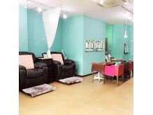 ザペディラウンジ(The Pedi Lounge)