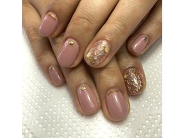 ステンドガラスネイル