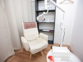 リフビューティ(LIF Beauty)の写真/【何回でも同価格で通いやすい◎】セルフホワイトニングで印象がガラリと変わる！白い歯で笑顔に自信を♪