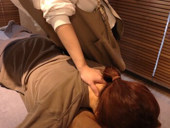 クラル(Curar)/施術風景