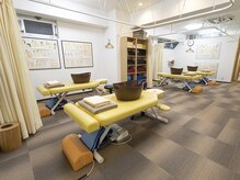 大川カイロプラクティックセンター ひらつかスターモール整体院/広々とした院内♪