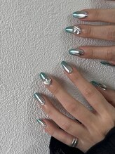 アール(R)/ダブルミラーグラデーション