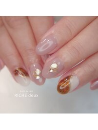 ハーフべっ甲デザイン