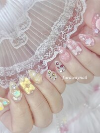 推しカラーでアシメネイル♪