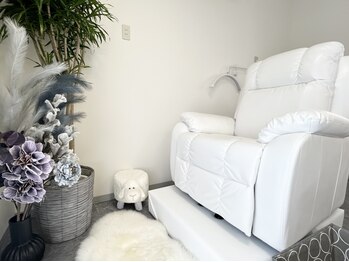 ライリー(LiLi)の写真/心地よく過ごせる癒しサロン！お手頃価格でLEDエクステ/まつげパーマ/パリジェンヌ/アイブロウ◎
