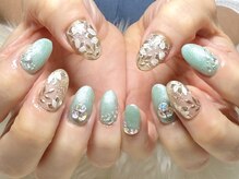 ネイルサロンブリス(nail salon Bliss)/☆キラキラのフラワーネイル☆