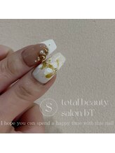 ビーティー(bT)/