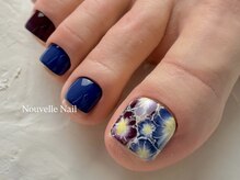 ヌーベルネイル(Nouvelle Nail)/手描きフラワー　フットネイル
