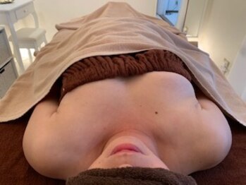 ルフルリール(Refleurir)/【12】立体感のあるバストを実現