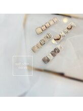 トロワ(TROIS)/フットネイルデザイン