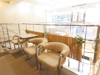 からだの総合鍼灸整骨院/待合室♪