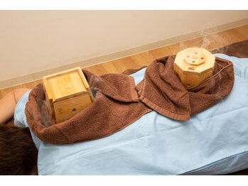 スクナビコナ鍼灸院/箱灸の使用例