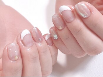 アンベリール(embellir)の写真/【大人女性の魅力を引き出すネイル】上品さと可愛さが両方叶う♪心をときめかせるデザインをご提案◎