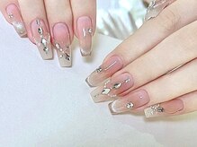 Best Nail 銀座店【ワンホンネイル・スカルプ・パラジェル・上品ジェルネイル】/チークマグネットパーツつけ放題