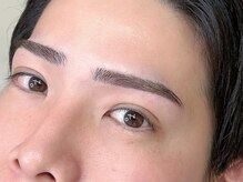 ビーブロウ(Bebrow)