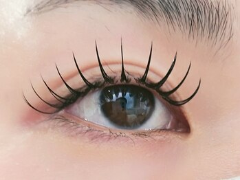 バベル 北堀江店(Babel)の写真/キープ力が倍以上のモチの良さが特徴的なLEDマツエク取扱店♪今迄のグルーが合わなかった方もLEDならOK！