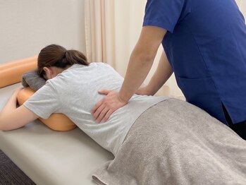 ひなた整骨院の写真/辛い腰痛・骨盤の歪みを徹底ケア！骨格から整える根本改善を目指す施術を体験♪