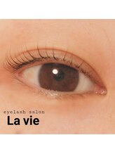 ラヴィ(La vie)/まつげパーマ