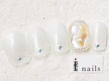 アイネイルズ 新宿店(I nails)/白グラオーロラストーン