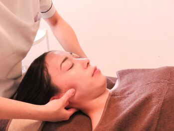 アフェットレガーレ 京都三条店(affetto legare)/リンパで二重あごも解消♪